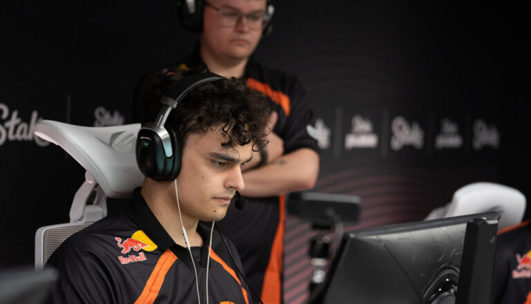 fEAR Reveals Four People Held Him Back in fnatic vs HOTU