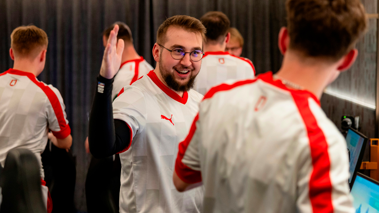 MOUZ: The Consistent Contenders