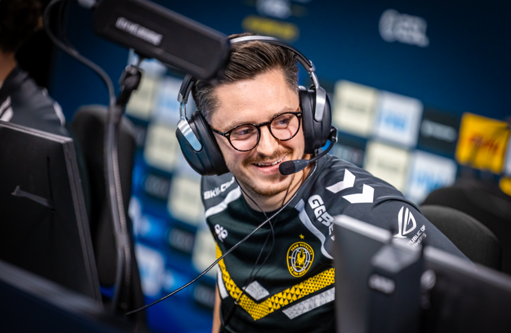 Vitality Beat The MongolZ 2-0 at IEM Melbourne 2025- CS2 & CS:GO ...