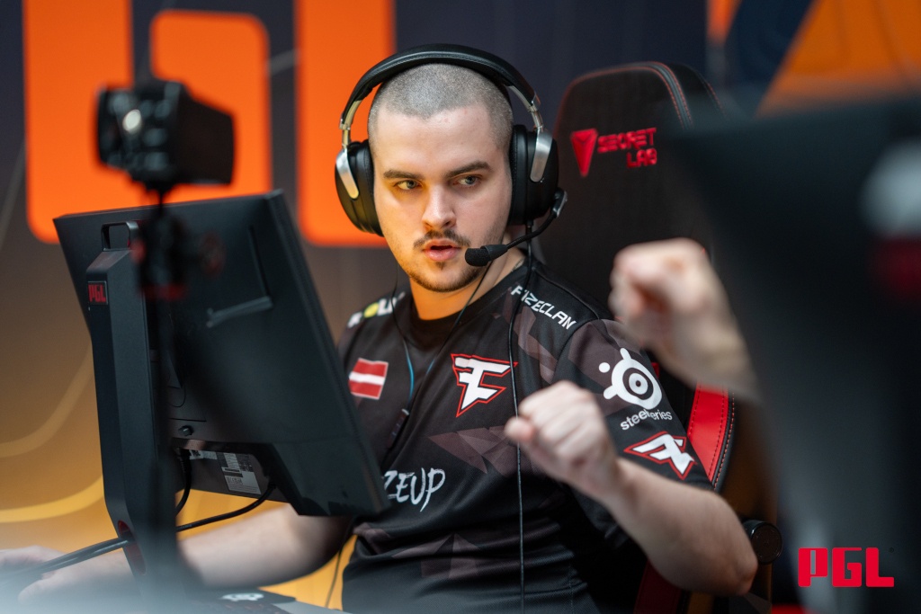 broky vs s1mple: A Comparison