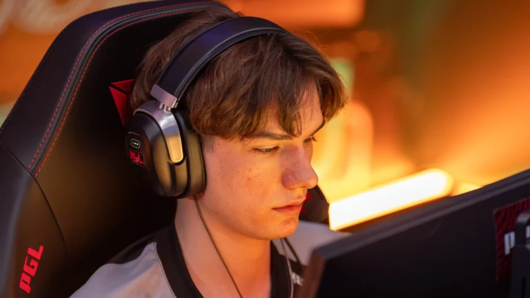PGL Astana 2025: Day One Wrap-Up &mdash; NAVI, Astralis, and Spirit Start Strong