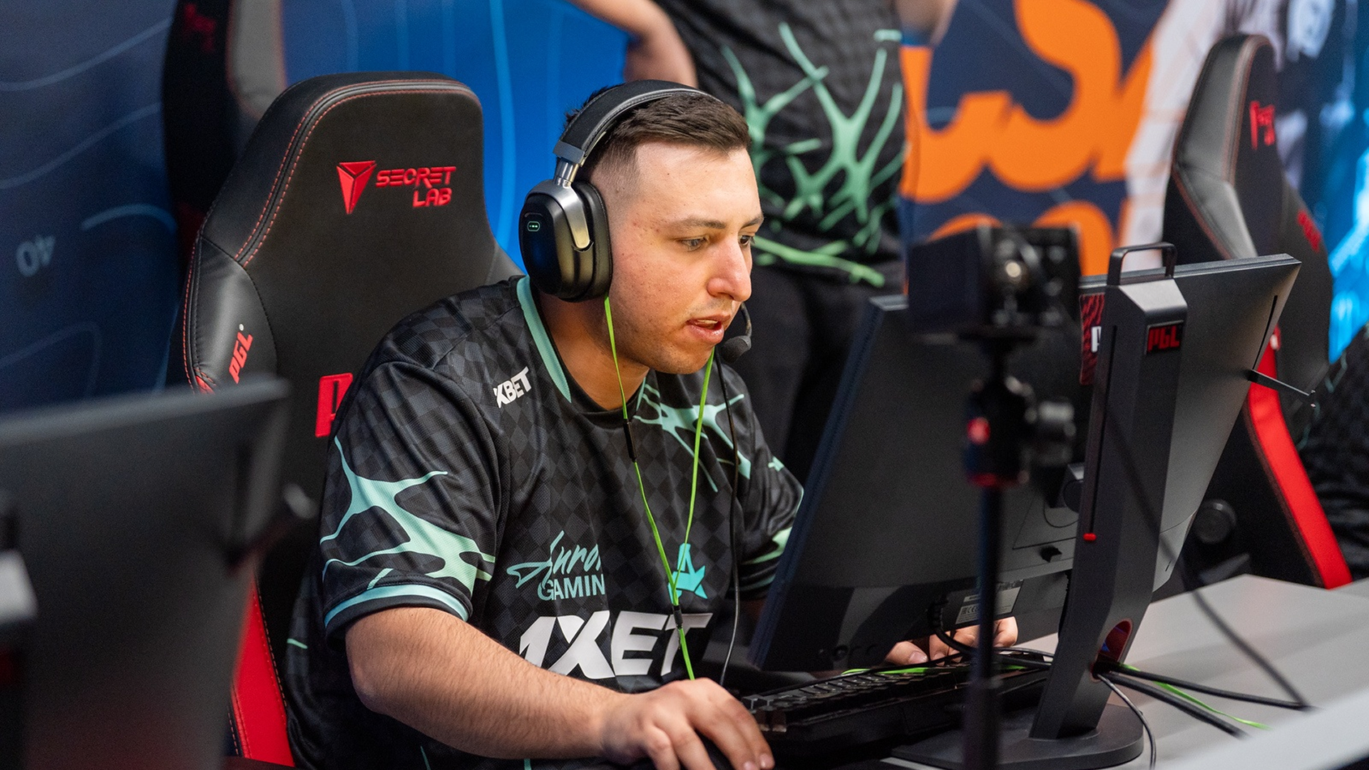 Match Prediction ODDIK vs Aurora: Clash for Playoffs at PGL Astana 2025