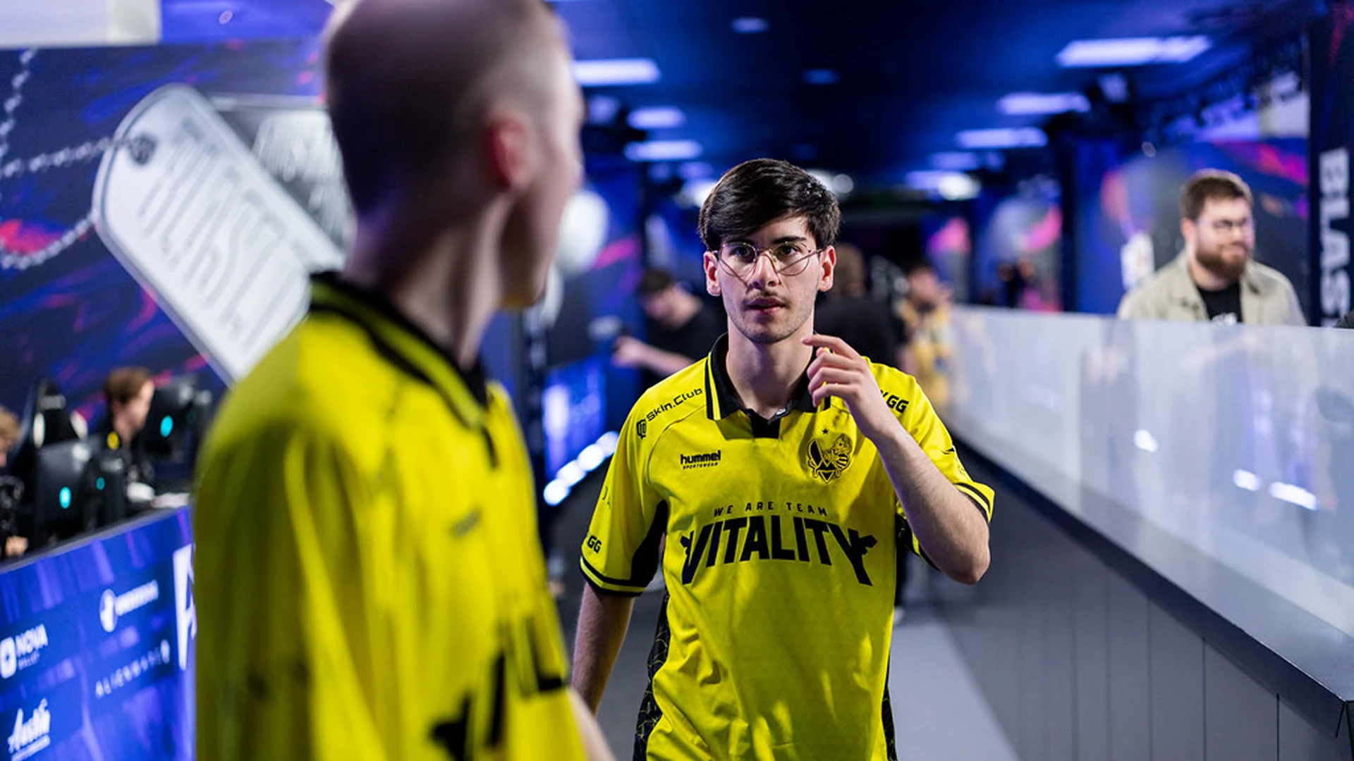 พรีวิวแมตช์ MOUZ vs Vitality — รอบรองชนะเลิศ BLAST.tv Austin Major 2025