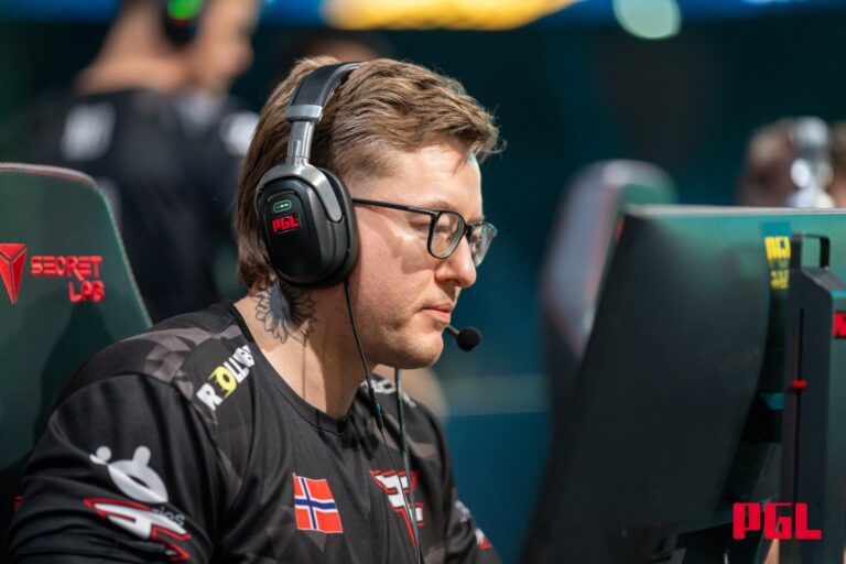 All CS:GO and CS2 Major champions and MVPs