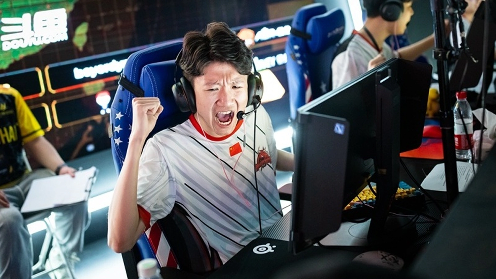 TiGeR Replaces Trash in Rare Atom’s Starting Lineup — Kaze Remains on the Team
