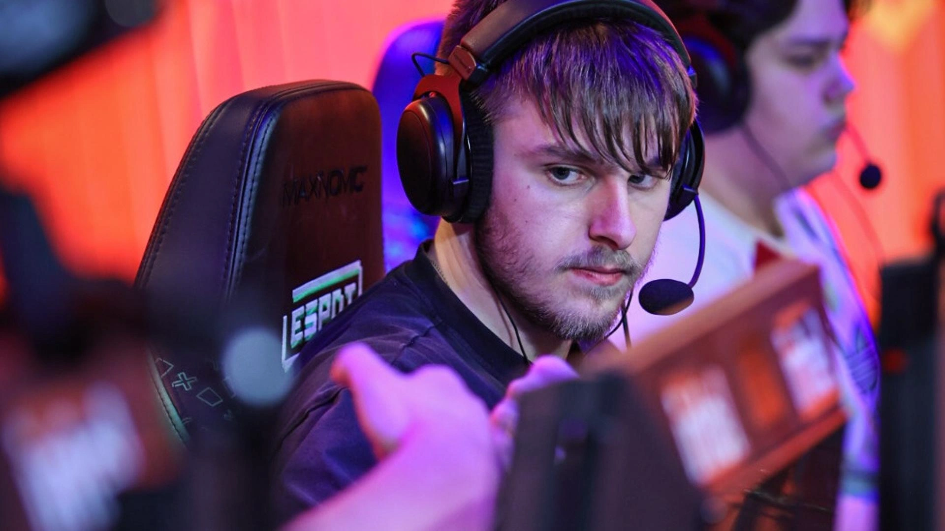 GamerLegion Trusts Kursy: A Risky Bet on a Promising Rookie