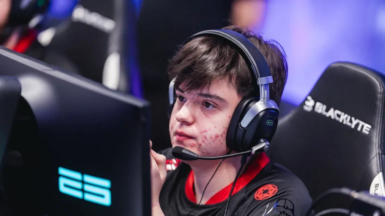 Match Preview: SAW vs FURIA &mdash; FISSURE Playground 1