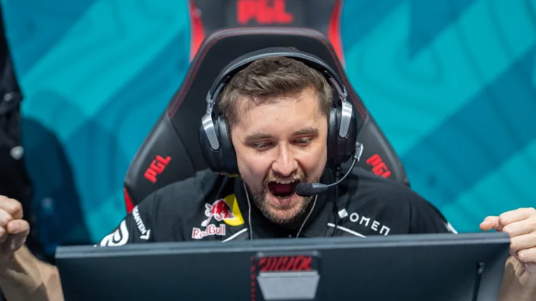 Match Prediction: Astralis vs B8 &mdash; IEM Cologne 2025 Stage 1