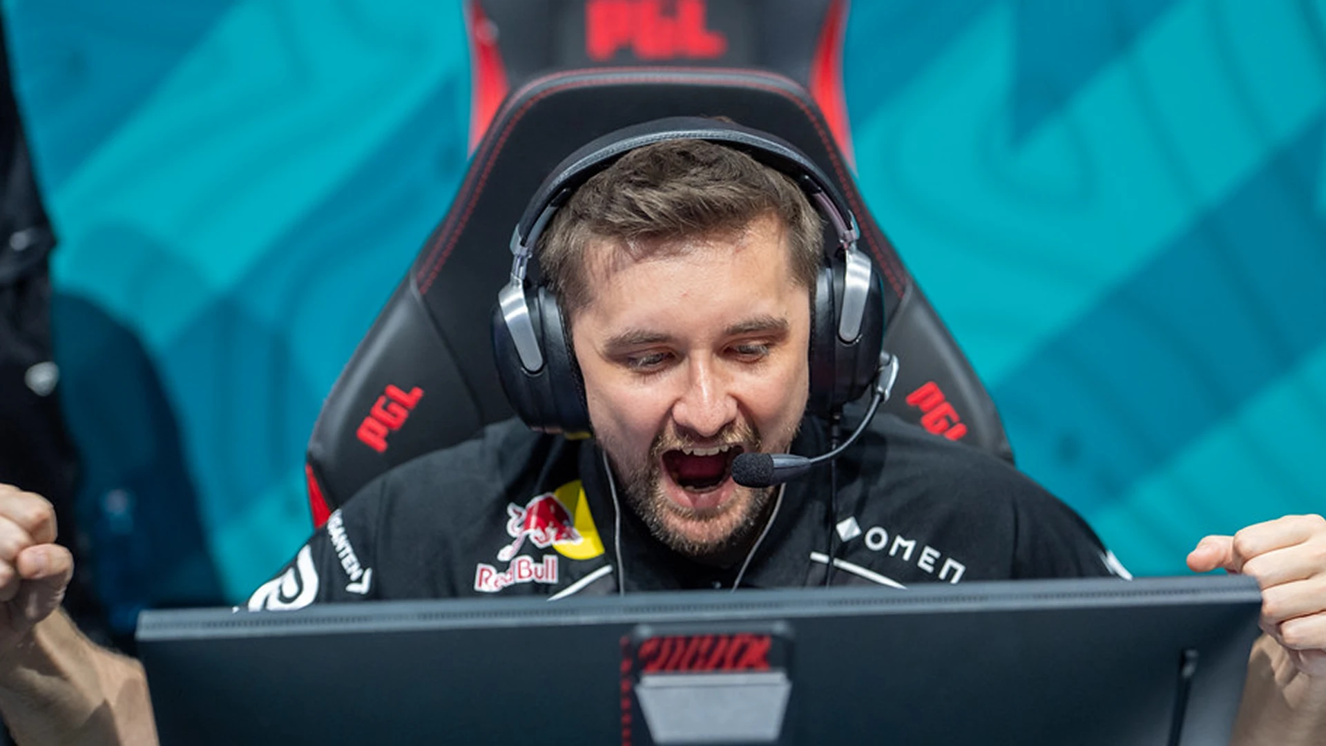 Match Prediction: Astralis vs B8 — IEM Cologne 2025 Stage 1