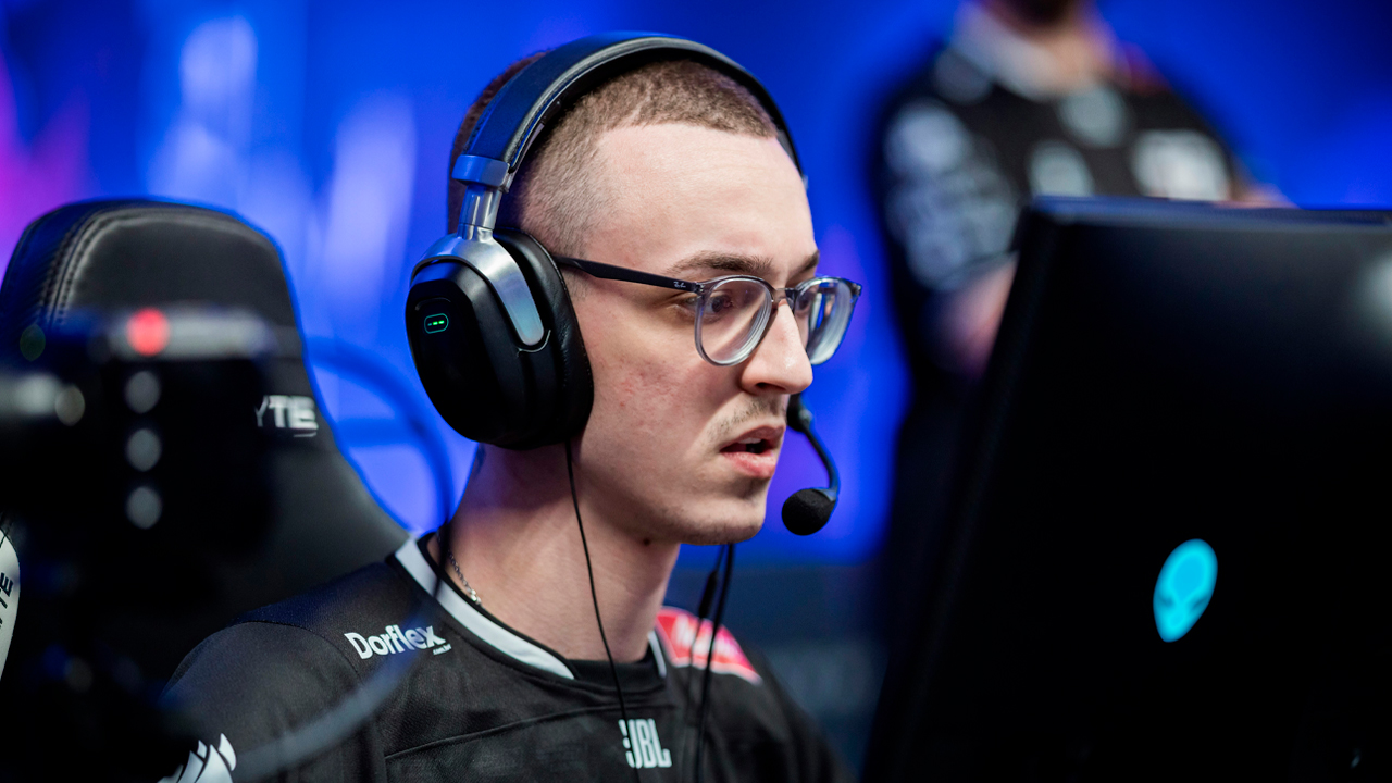 &ldquo;The Next AWP Hope&rdquo; &ndash; nqz