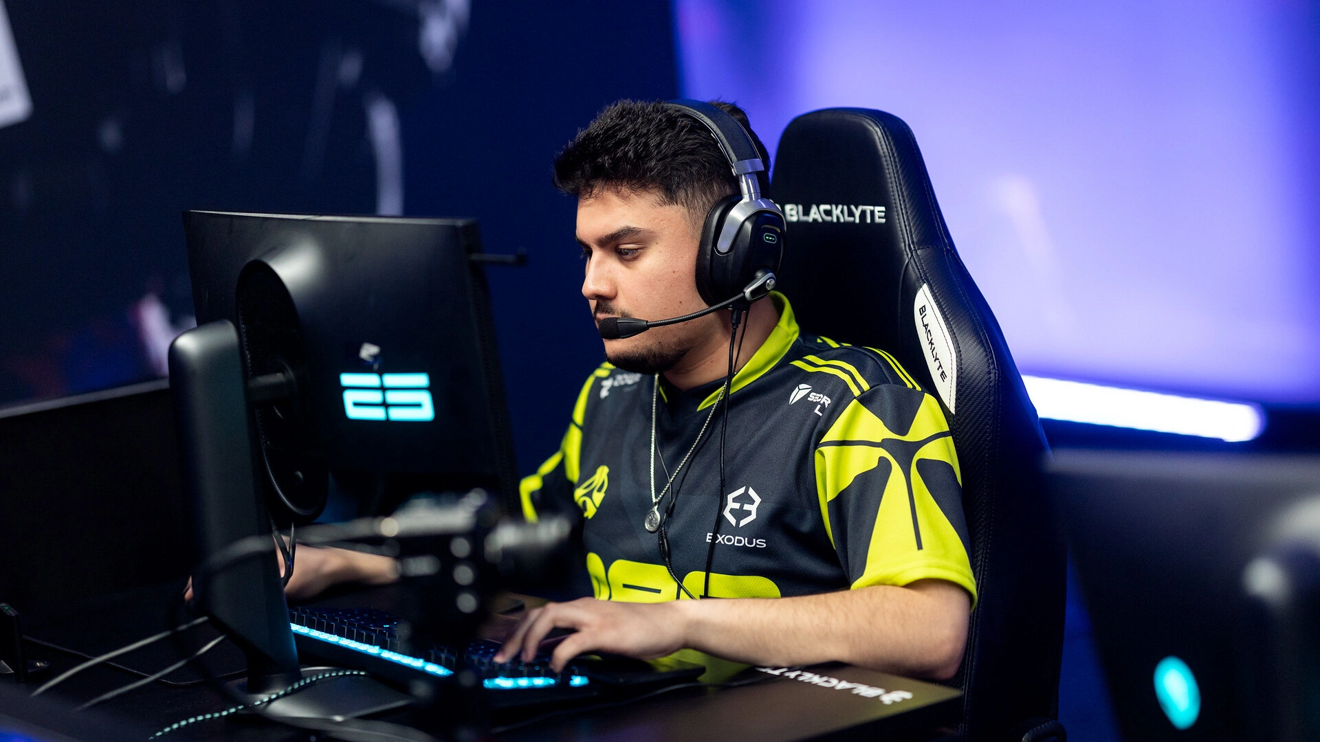 Perfect World trova un modo per portare i top team a un evento di livello 2 nonostante le restrizioni di Valve