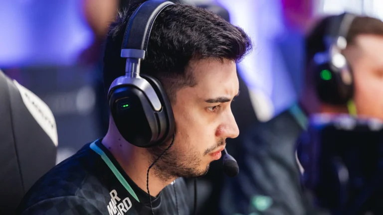 Aurora defeat Falcons to reach the Esports World Cup 2025 Grand Final