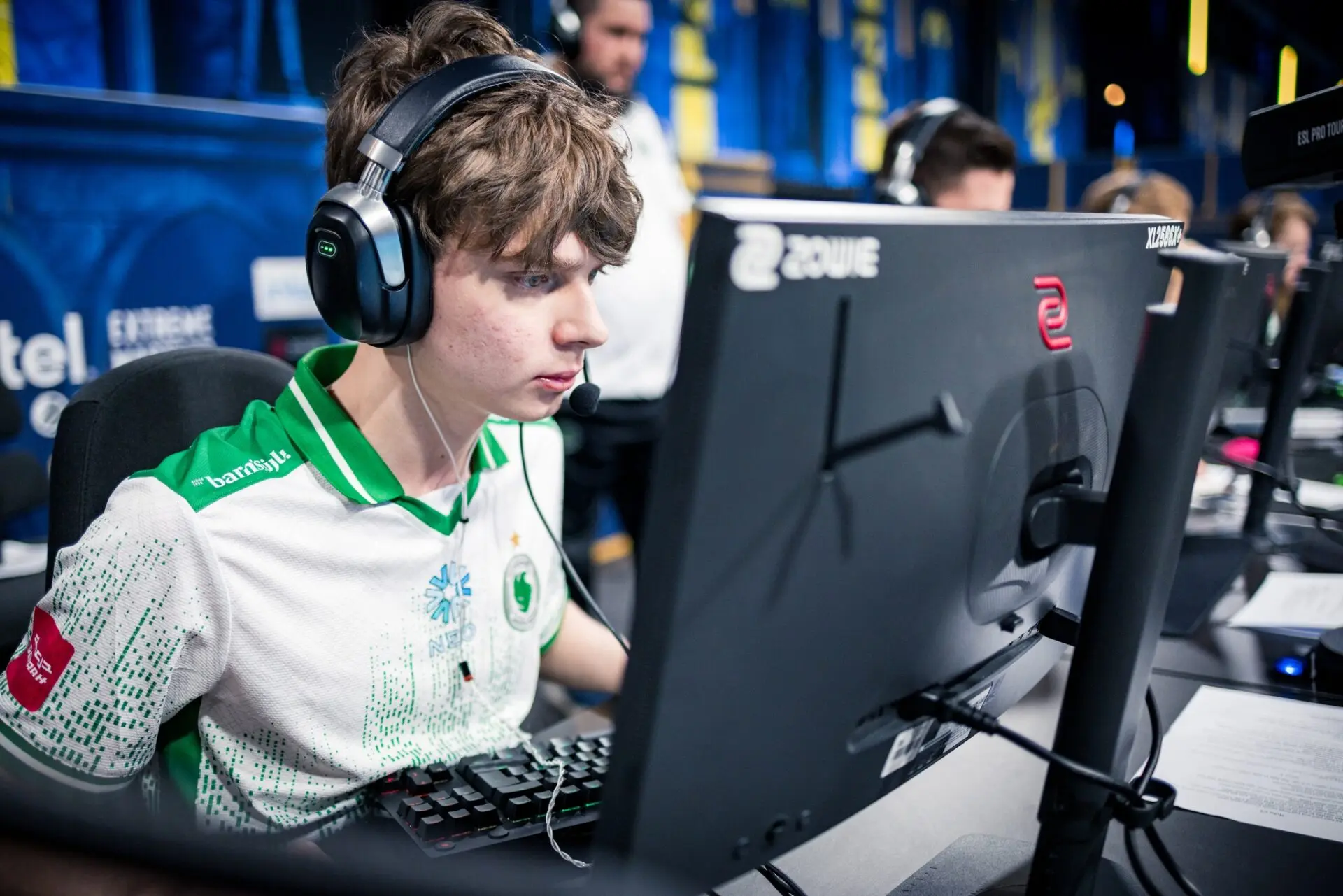 Falcons eliminate MOUZ from Esports World Cup 2025 — Dallas revenge and a spot in the semifinals
