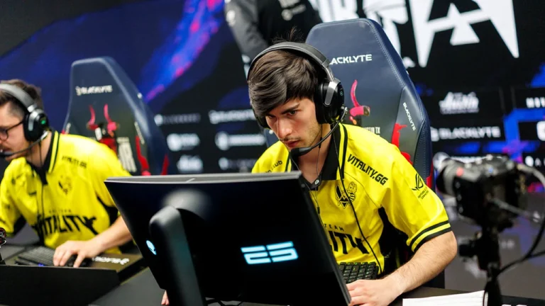 Vitality defeat FaZe in a dramatic clash to reach the BLAST Open London 2025 semi-finals