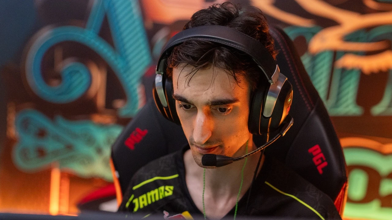 Ninjas in Pyjamas destroem OG e avançam para as semifinais da StarSeries Fall 2025