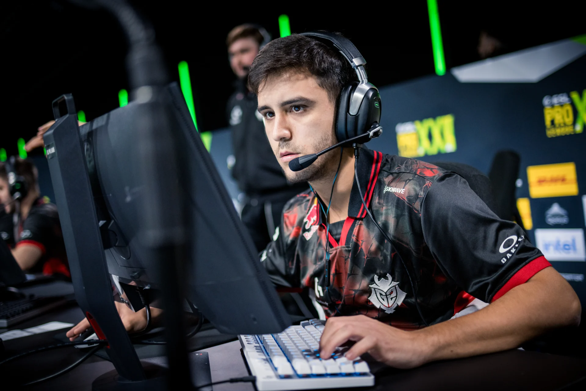 G2 confidently advance to Stage 2 of ESL Pro League S22, crushing ENCE 2:0
