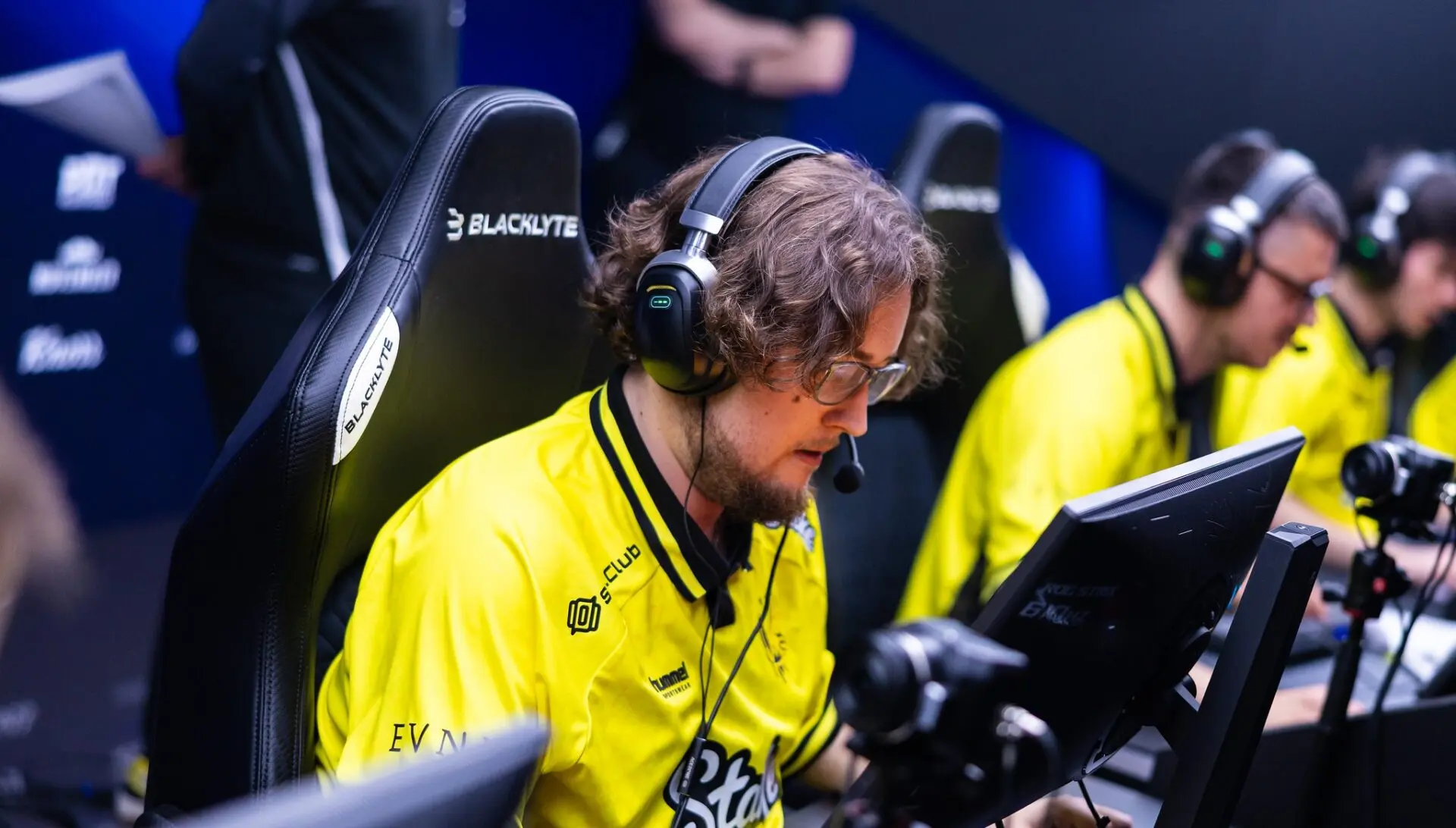 Prediction for the Match Falcons vs Vitality — Grand Final of ESL Pro League Season 22