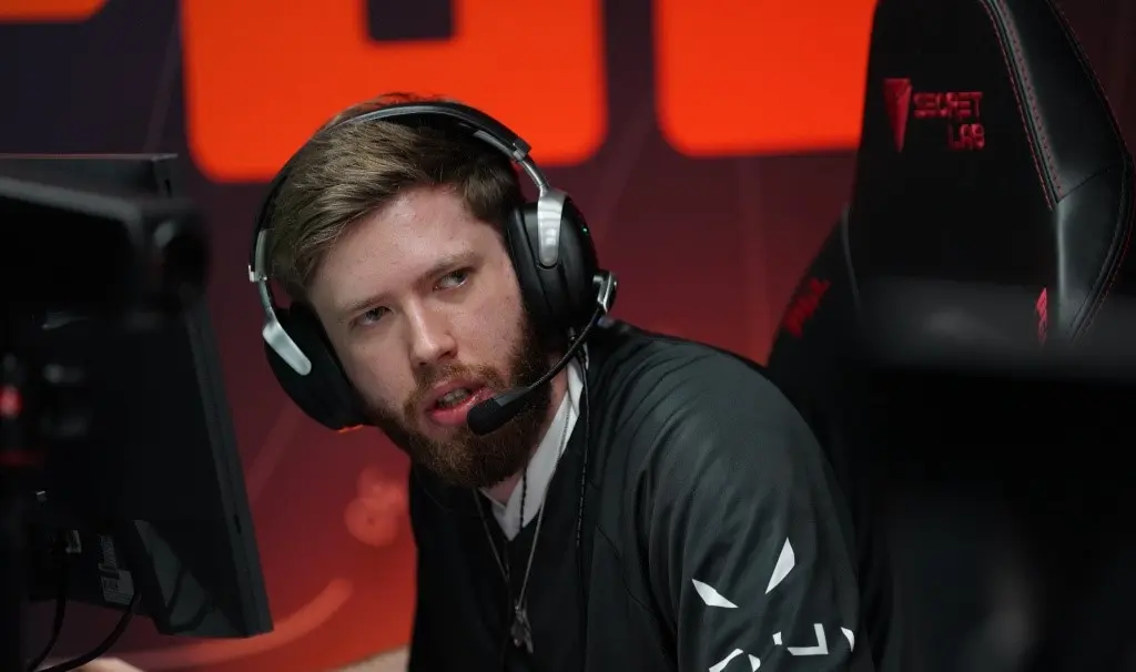 3DMAX poráží fnatic 2–1 a postupuje do semifinále CS Asia Championships 2025