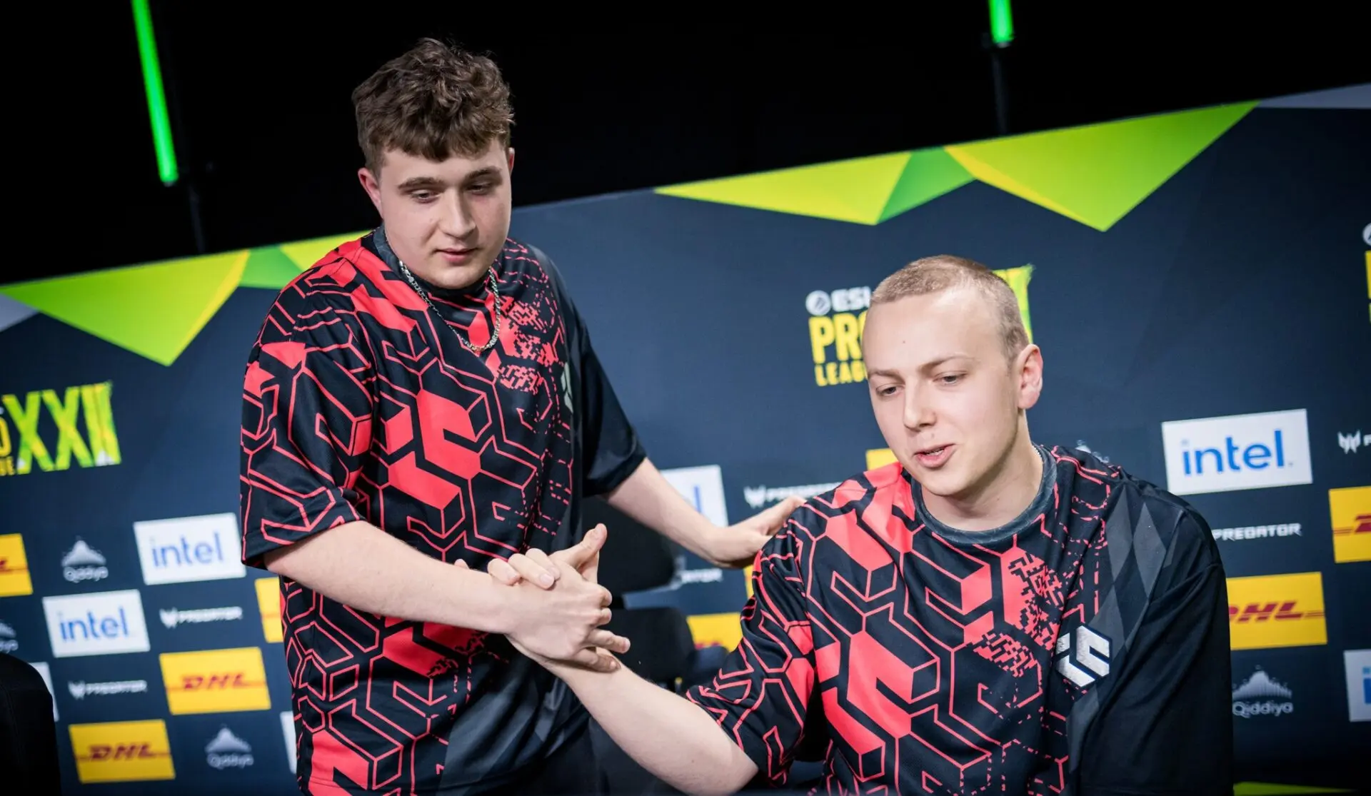 CS2 Pro Loses Control: Inner Circle Player Breaks Mouse During Match