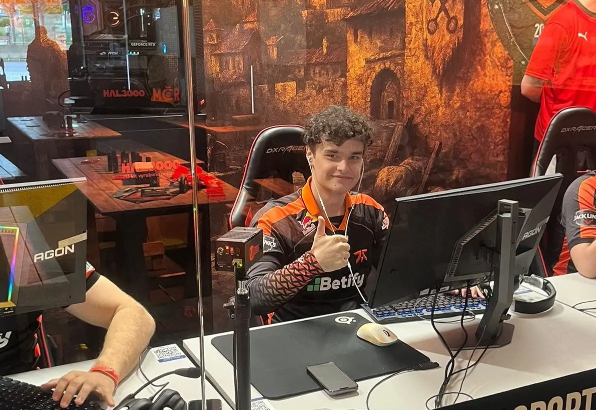 Fear: the new philosophy of fnatic and a mature view on the road to the Major