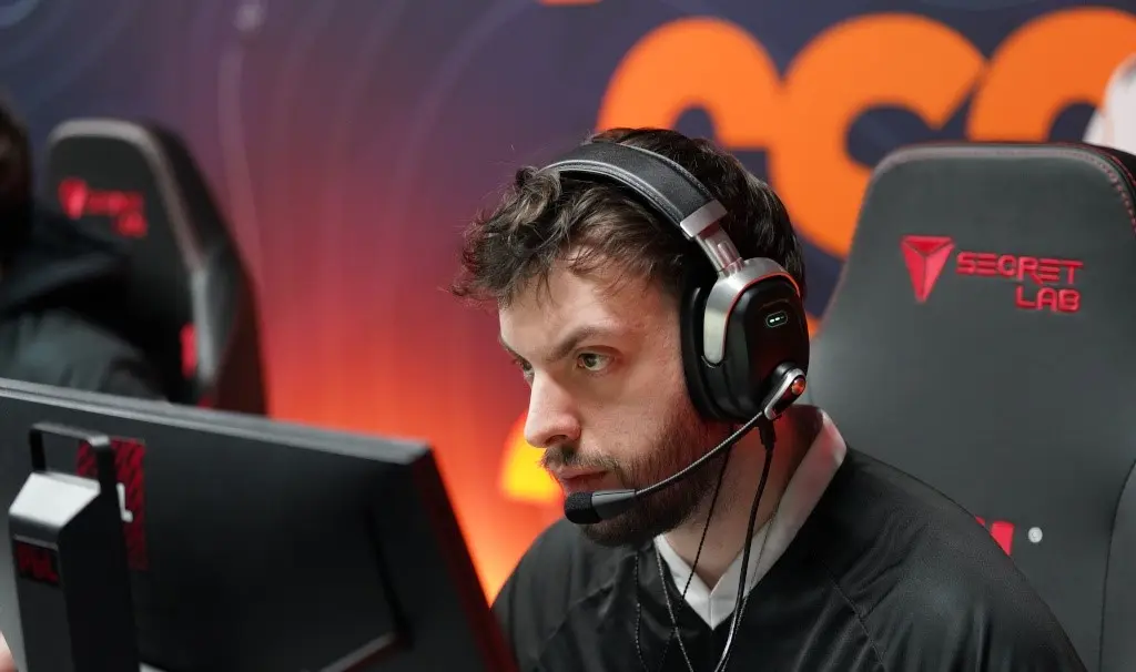 B8 and 3DMAX start with victories at PGL Masters Bucharest 2025