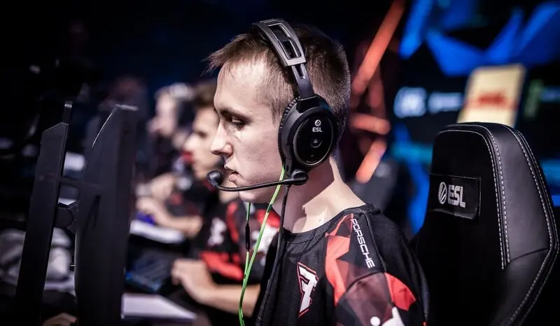 How Much ropz Earned During His FaZe Years