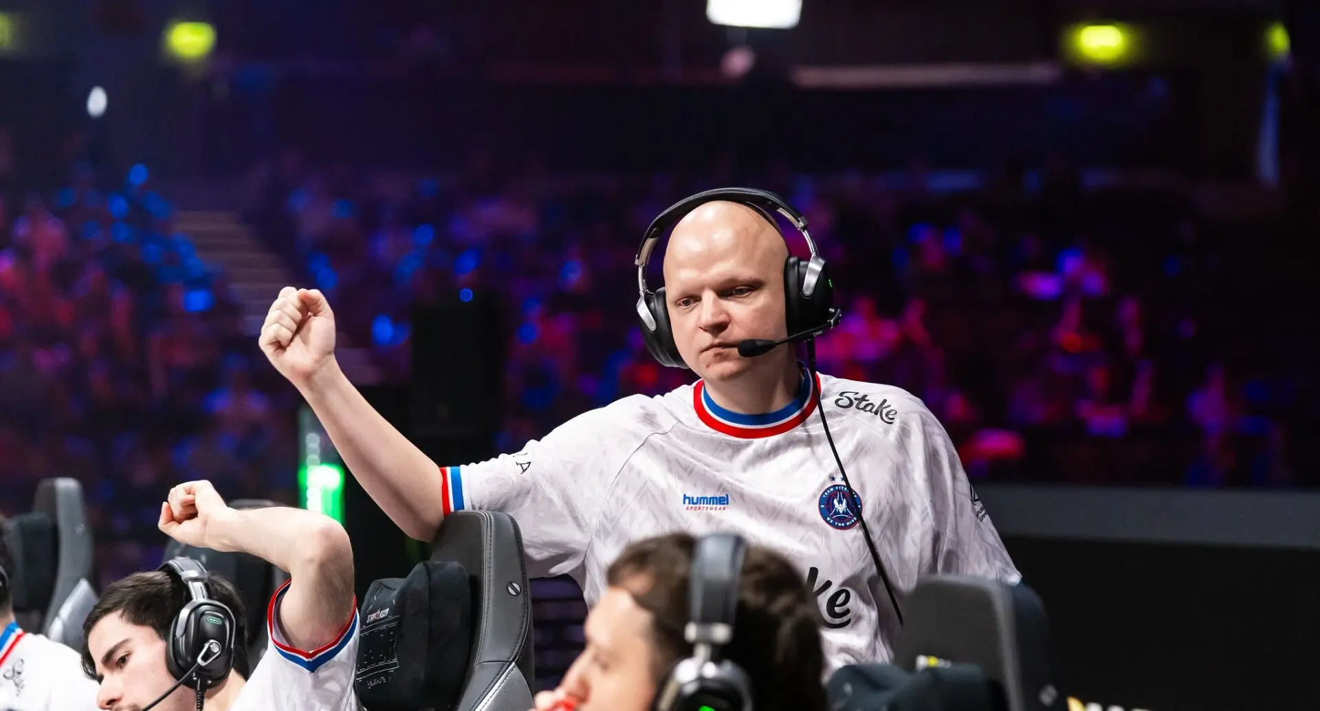 Who will become Coach of the Year 2025: analysts’ debates