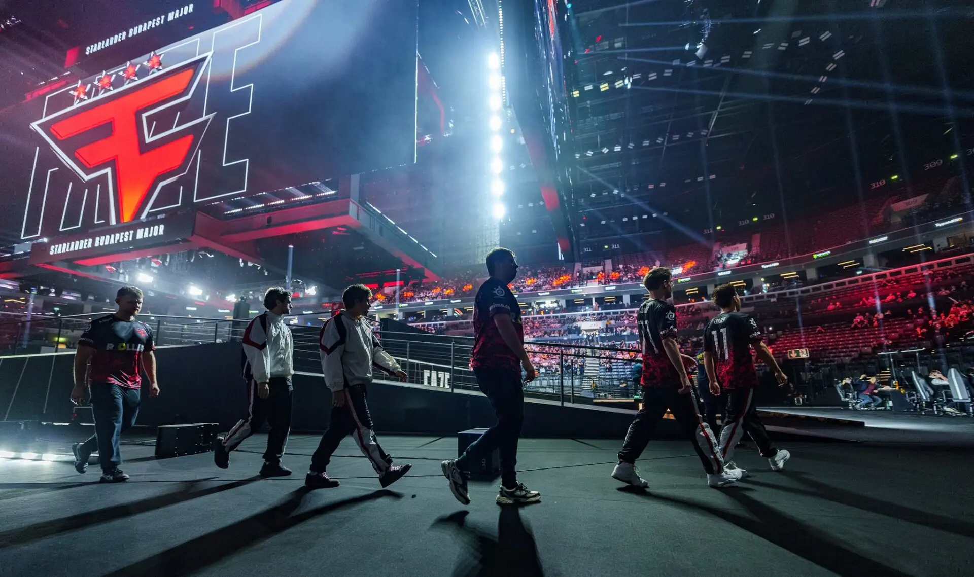 FaZe Esports confirms it will continue in esports despite the FaZe Media crisis