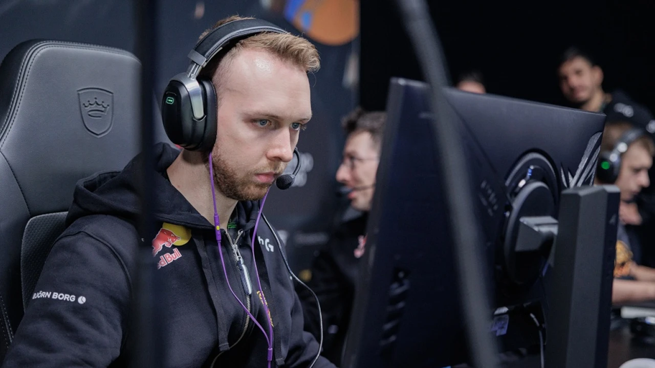 100 Thieves introduce gla1ve as the second star of their new roster
