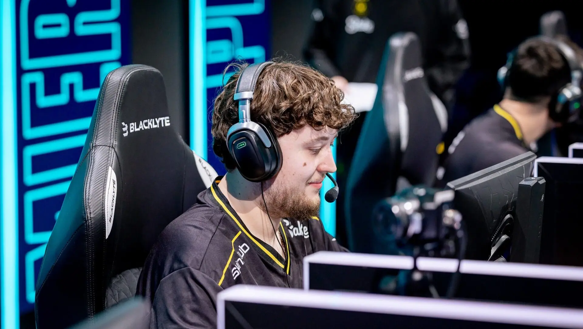 ZywOo and ropz had a weak start to the 2026 season