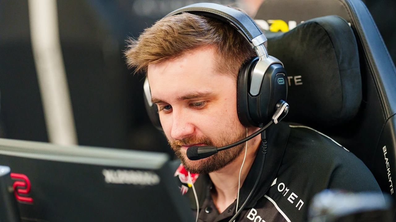 Astralis outlast fnatic in a three-map battle at BLAST Bounty 2026