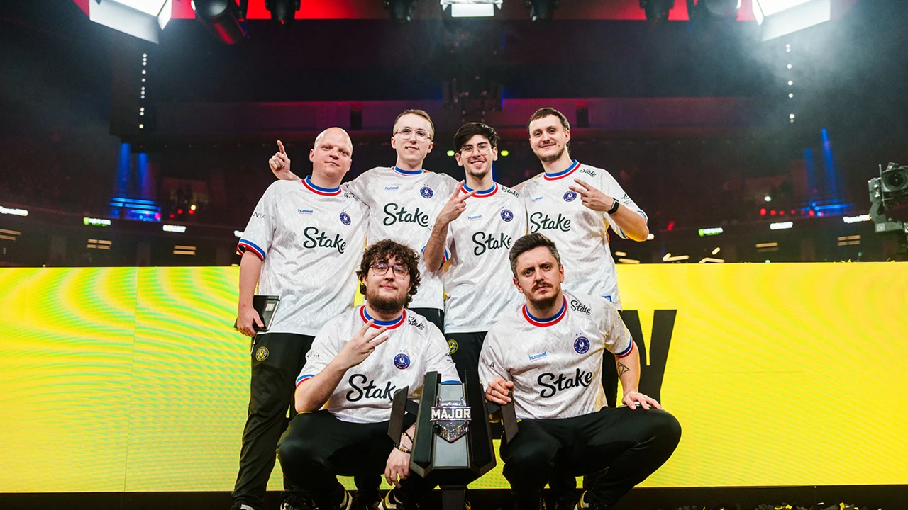 HLTV Awards 2025: Full Year Recap — All Categories, Finalists, and Decisions by Experts and the Community