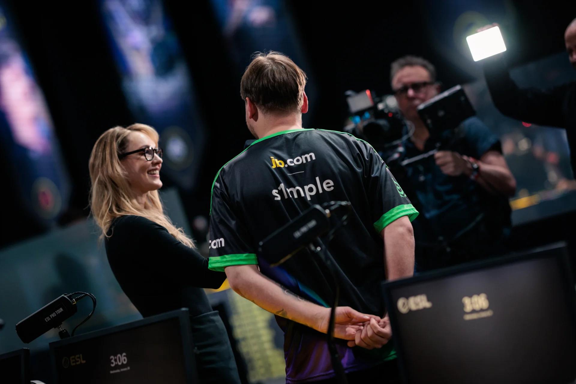 apEX explains why s1mple is still terrifying to play against