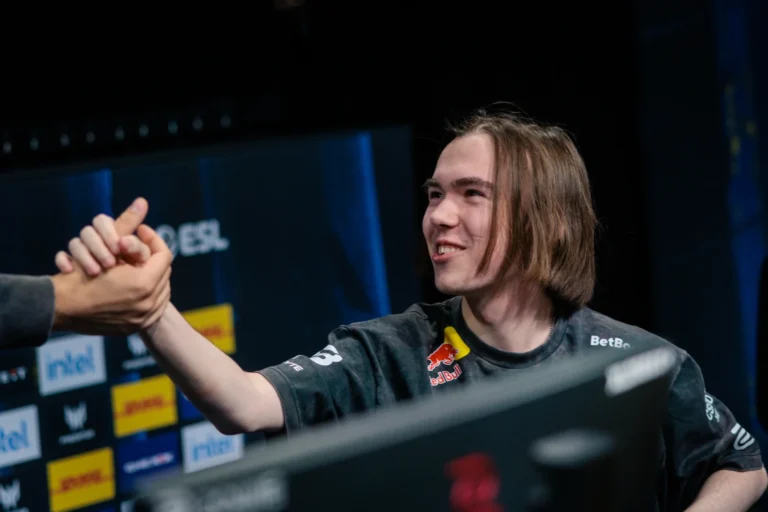 Spirit dismantle NAVI as Astralis survive PARIVISION at IEM Krak&oacute;w 2026