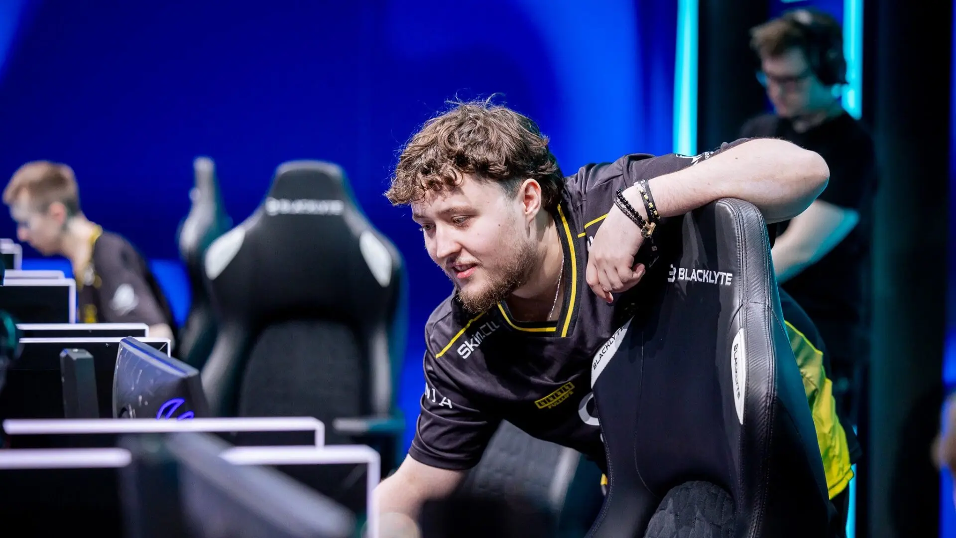 ZywOo extends his lead over s1mple to 8 MVP awards