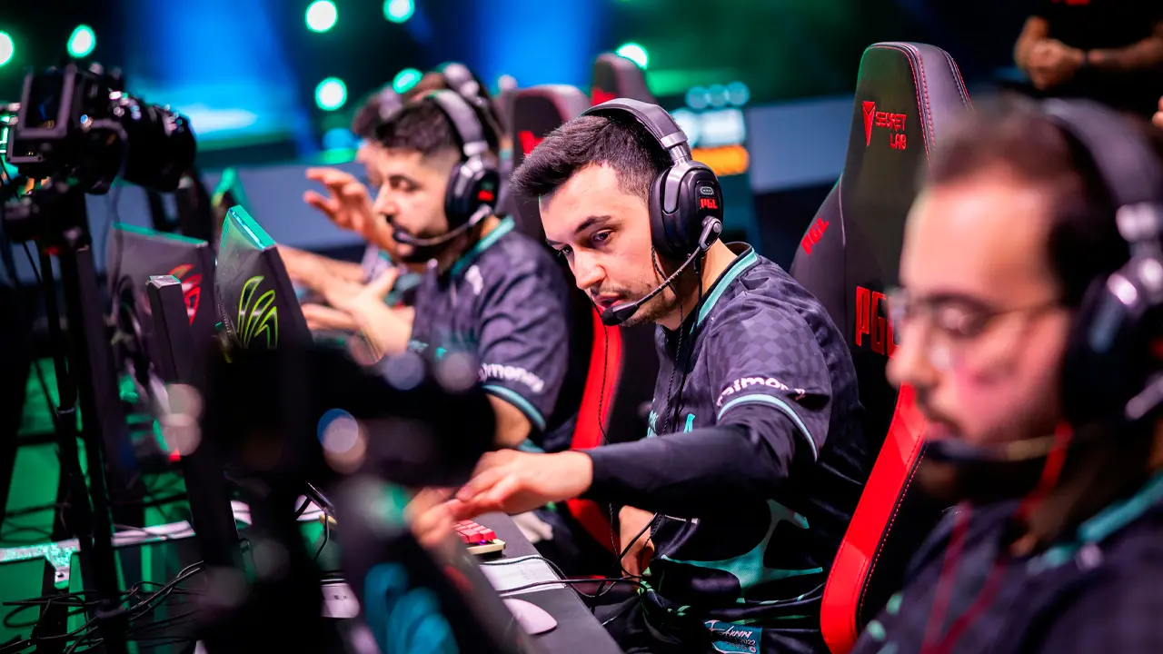 Aurora battle past Legacy to secure EPL Season 23 semifinal spot