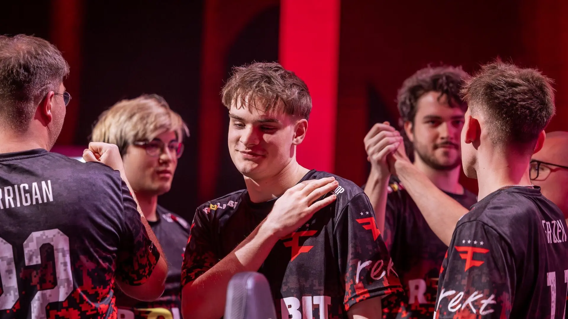 FaZe arrisca perder o IEM Col&oacute;nia 2026 devido a uma crise de formul&aacute;rio