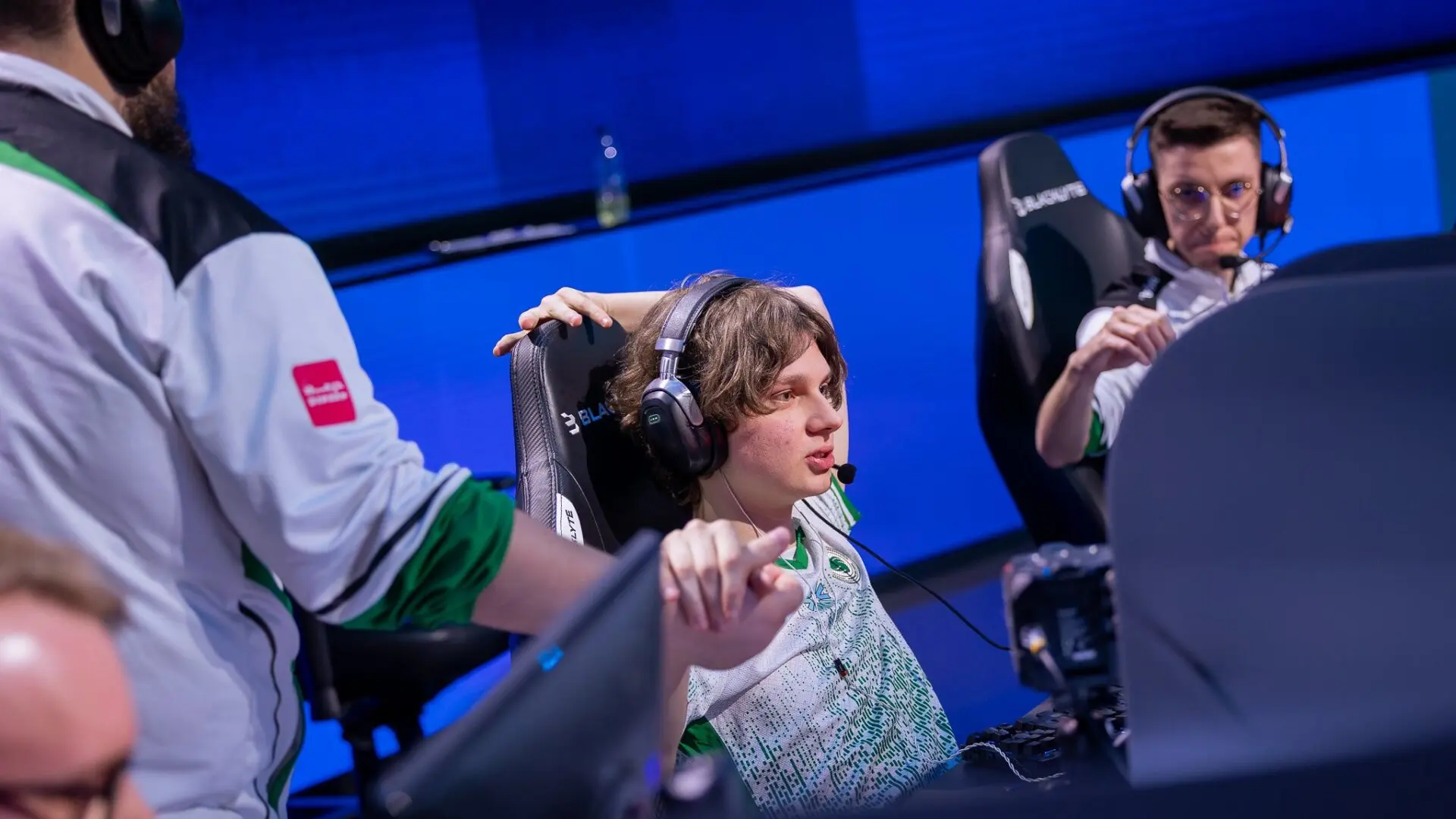 ファルコンズ対パリビジョンの予想 &mdash; BLAST オープン・ロッテルダム 2026 プレーオフ