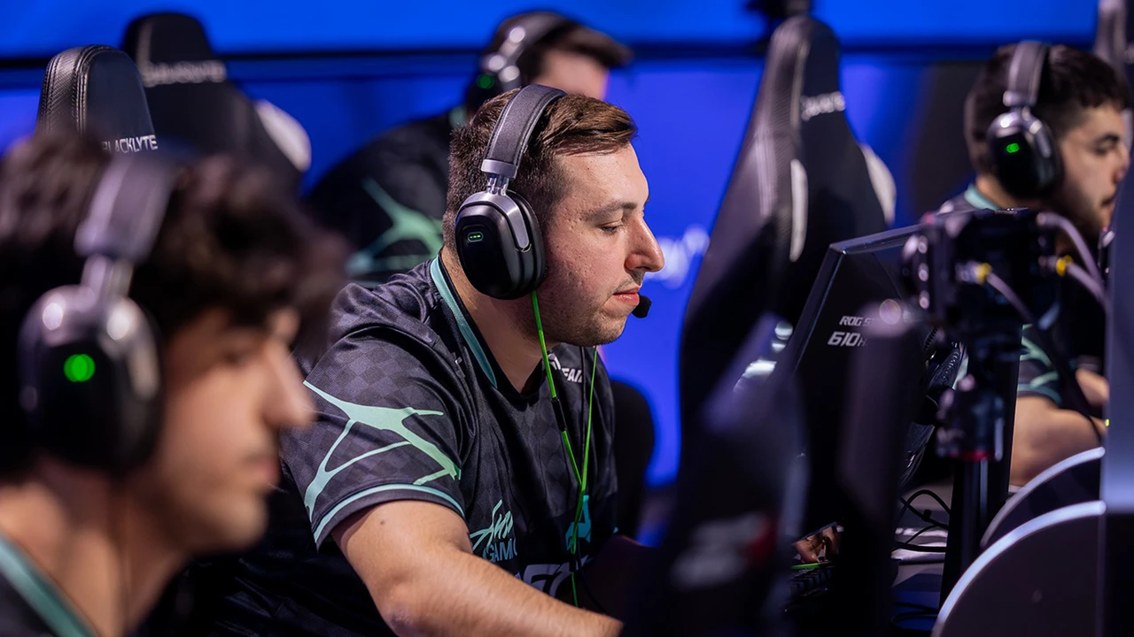 Total control: Aurora outclass FURIA to lock BLAST playoffs spot