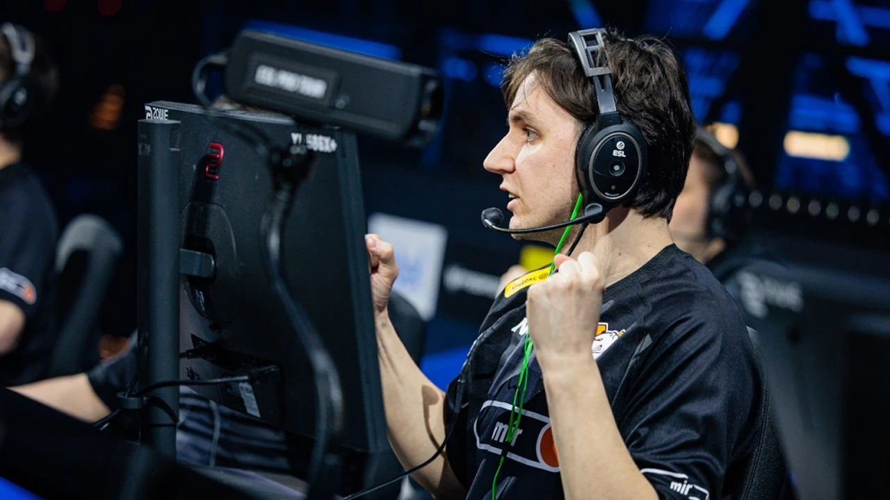 Virtus.pro turn to academy talent, promote FOR3VER and AquaRS