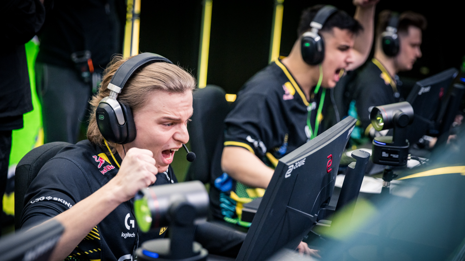 makazze secures the first win for NaVi &mdash; BLAST Open Rotterdam 2026