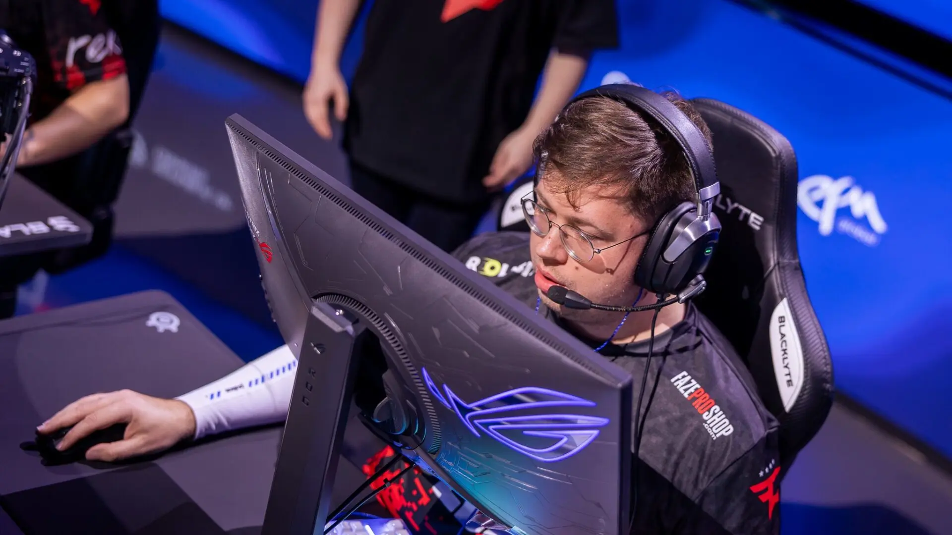 Falcons Officially Signed karrigan