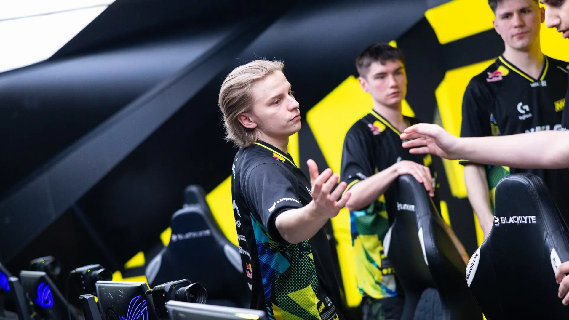 Natus Vincere defeated B8 in three maps &mdash; IEM Rio 2026
