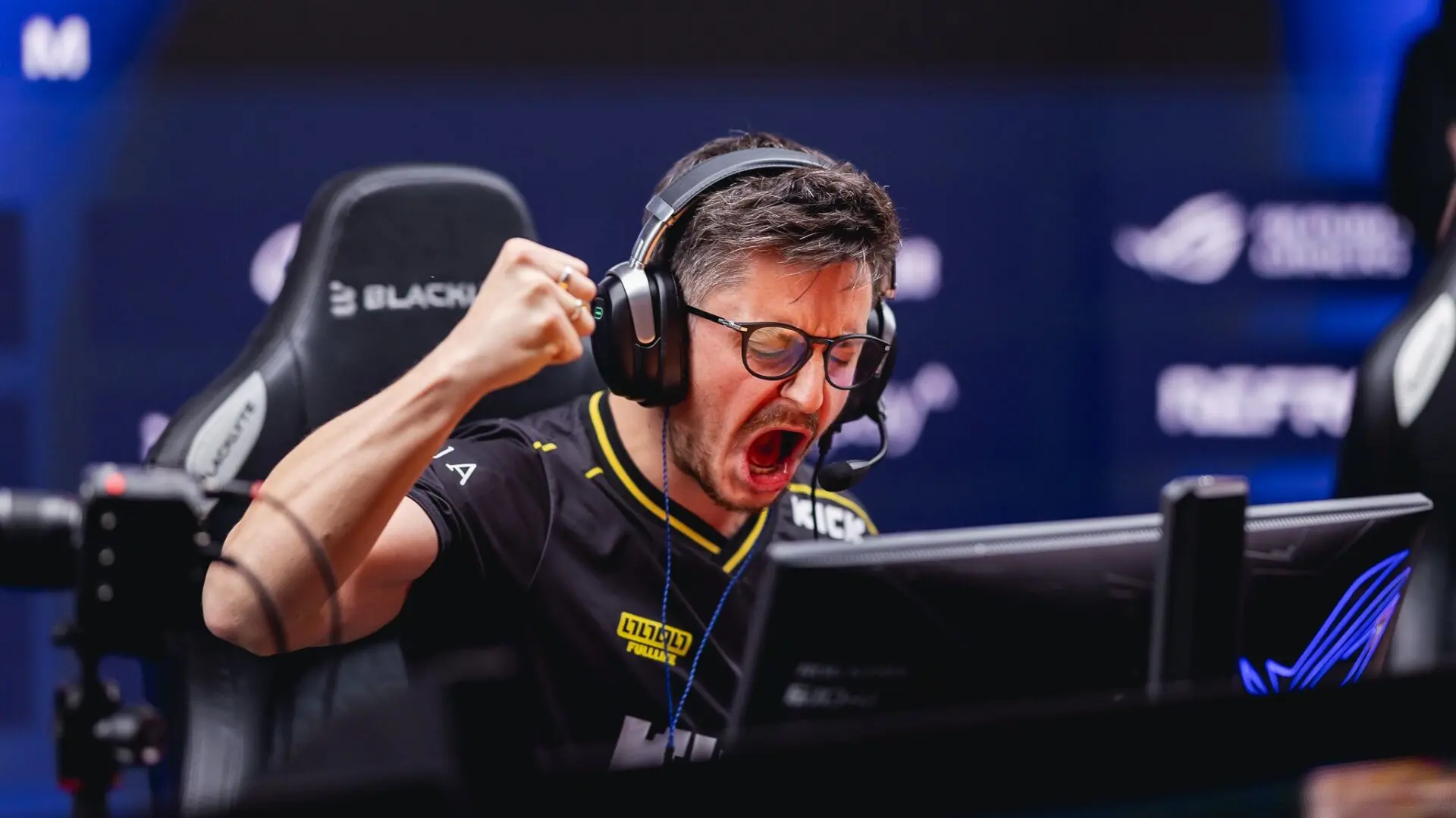 apEX Without Filters: What the Strength of His Leadership Really Is