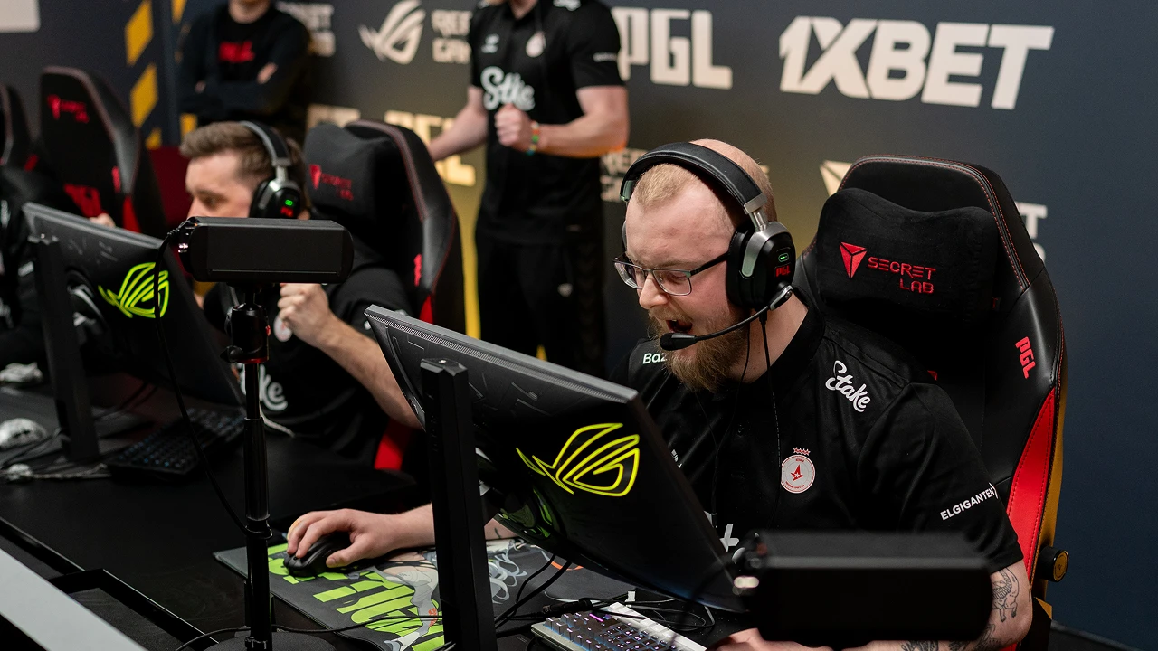 Astralis survive EYEBALLERS scare to reach semi-finals at PGL Bucharest 2026