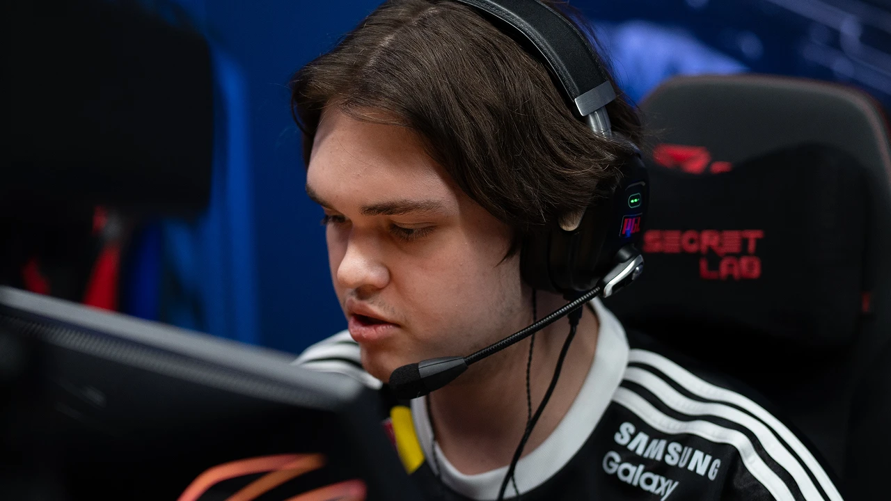 FUT shut down B8 to reach semi-finals, continue strong run at PGL Bucharest 2026