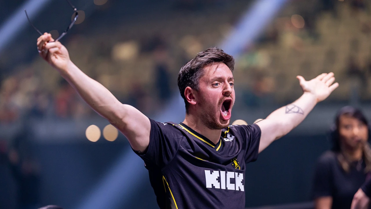 apEX &mdash; the best nade player in CS2? The stats are shocking the community