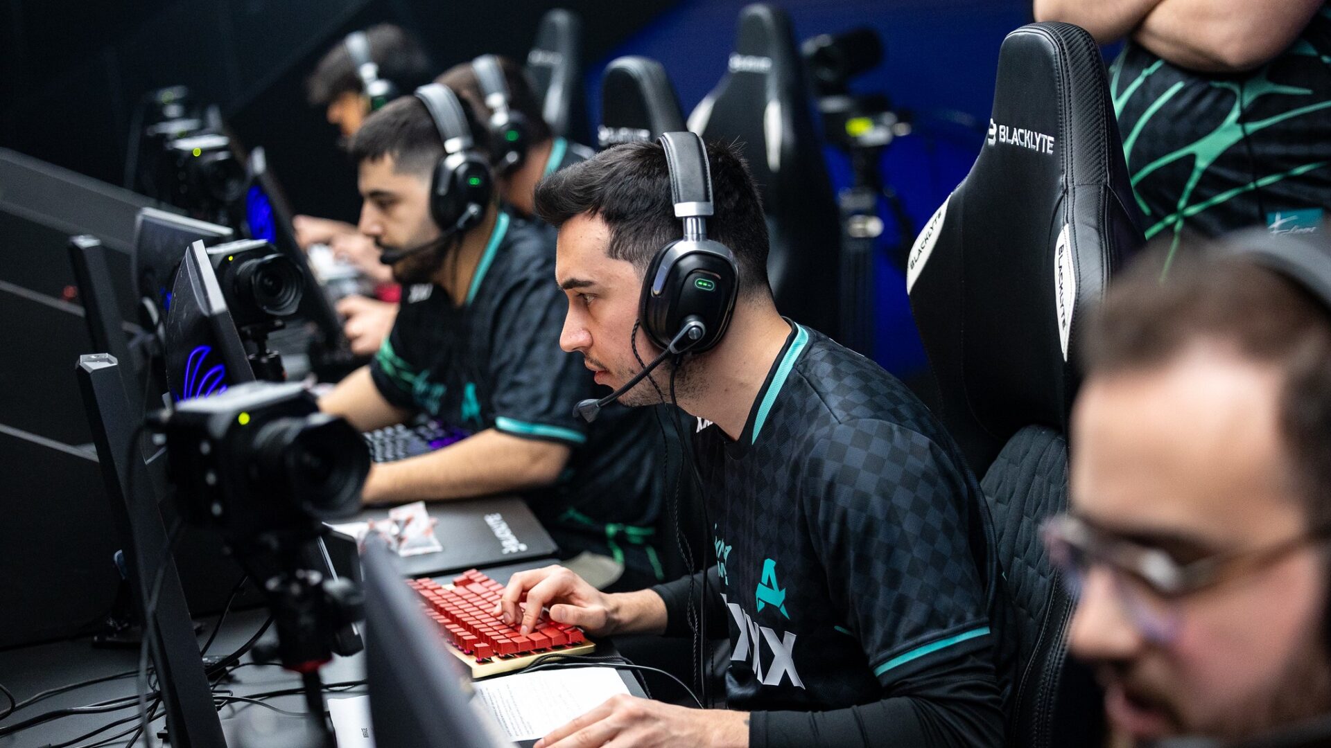 Prediction for Aurora vs G2 &mdash; BLAST Open Porto 2026