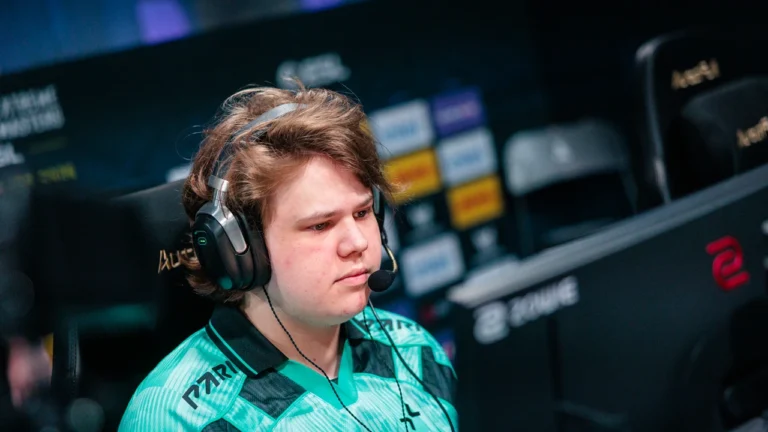 PARIVISION sweep 100 Thieves to stay alive at Esports World Cup 2026