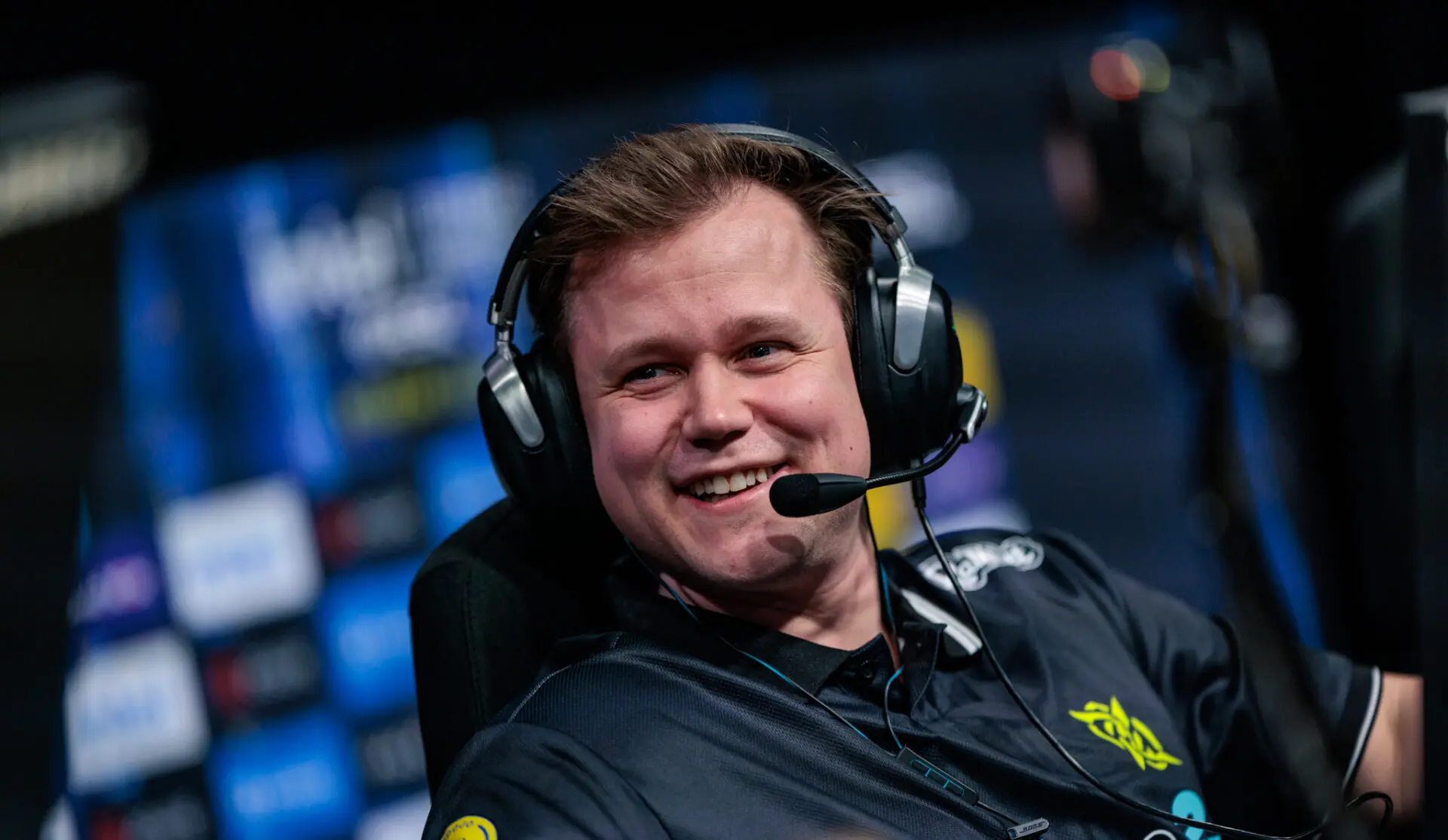 NiP Reportedly Searching for New IGL to Replace Snappi